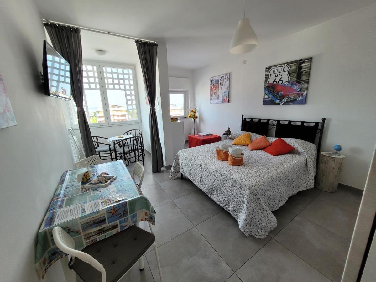 Rosato 2 Sea View Apartment Линьяно-Саббьядоро Экстерьер фото