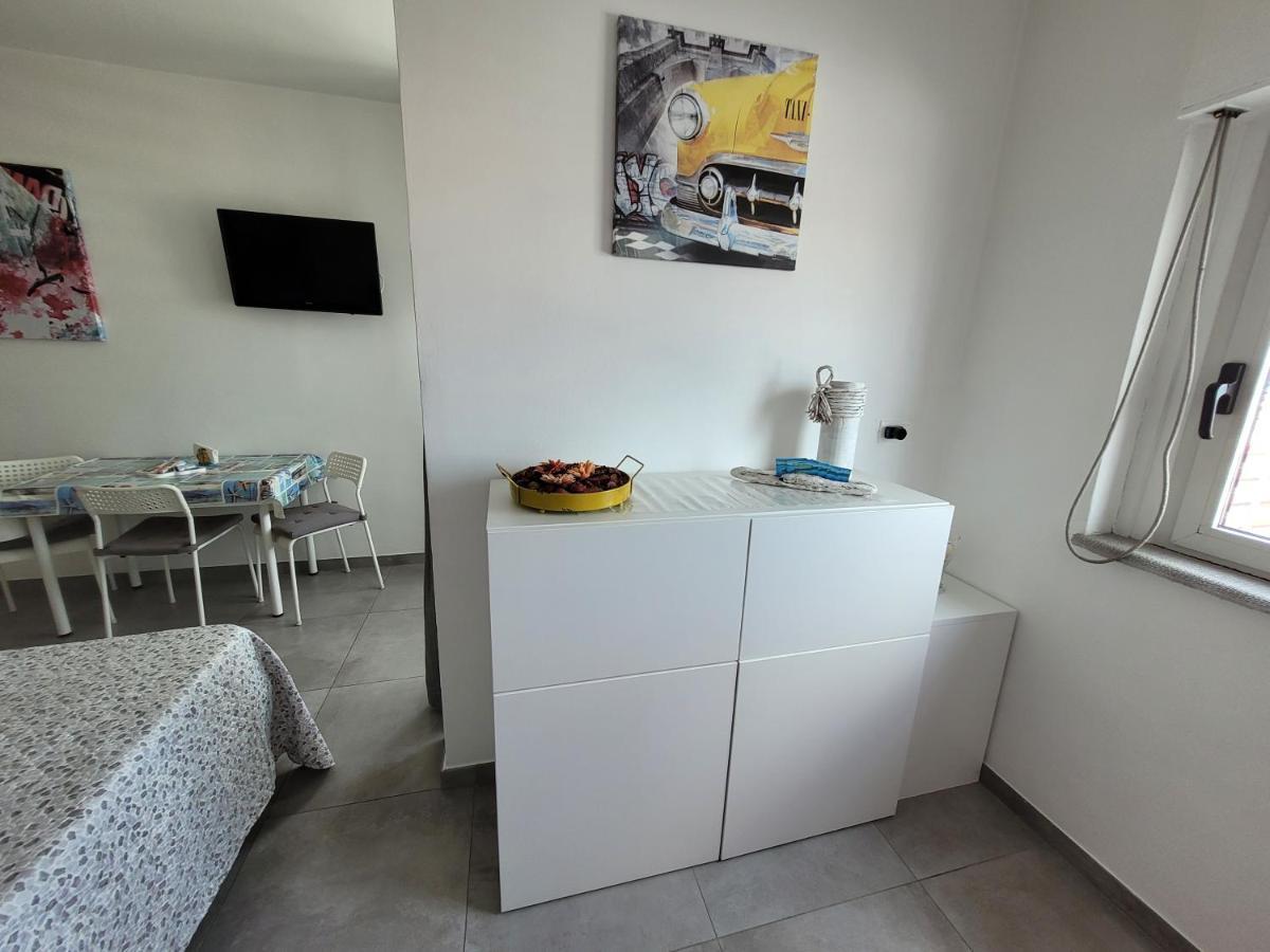 Rosato 2 Sea View Apartment Линьяно-Саббьядоро Экстерьер фото